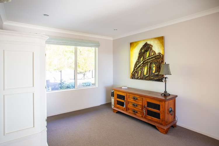 3 Romney Close Richmond_18