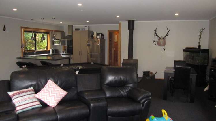 46 Pitt Street Runanga_3