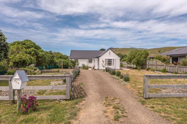 BIRDLINGS FLAT - 3 BEDROOMS, 1 BATHROOM, 2 LIVING