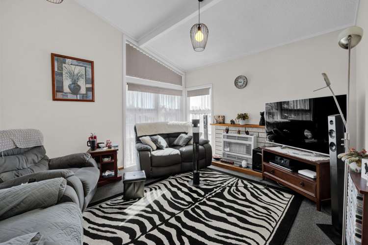 7 Rimu Street Hawera_12