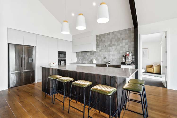 213 Hewlett Road Mata_20