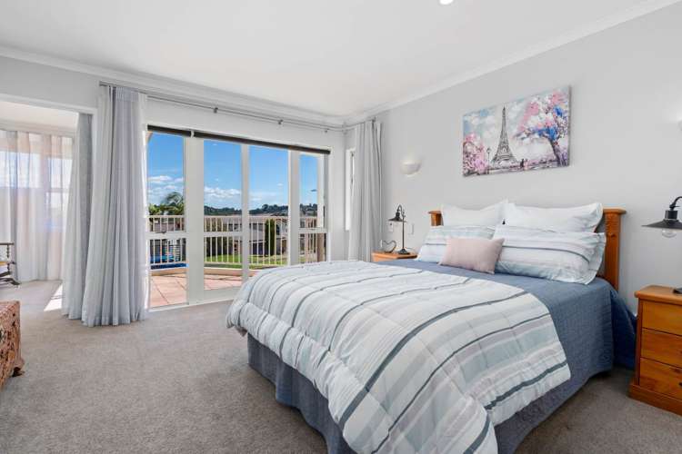 14 Margaret Henry Crescent Oteha_11