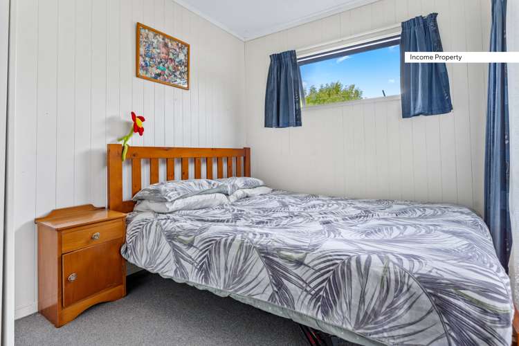 2/8 Chartwell Avenue Glenfield_13