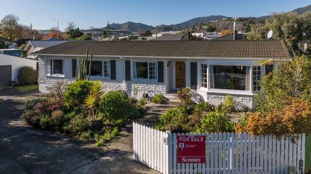 11 Kipling Crescent Stoke_2