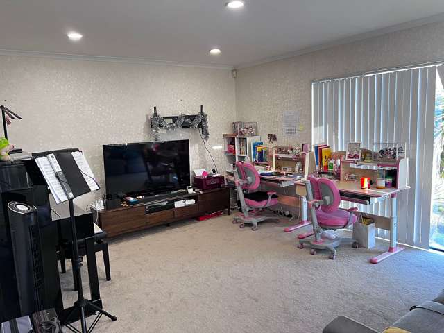 14 Westminster Gardens Unsworth Heights_2