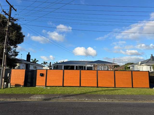 Spacious 3-Bedroom Family Home in Papakura