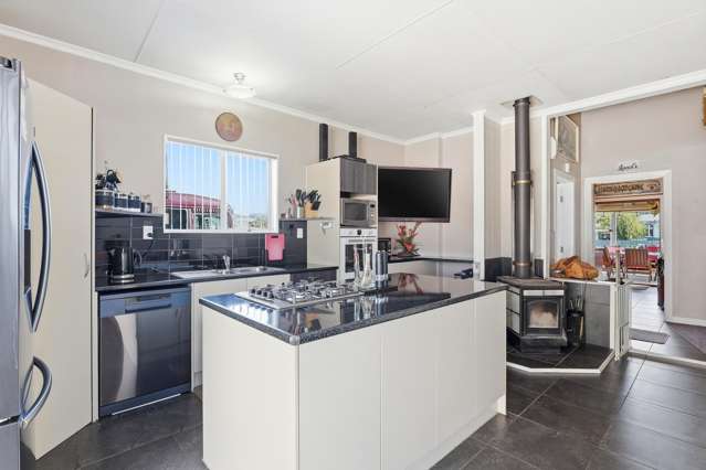 9 Cambridge Street Pahiatua_2