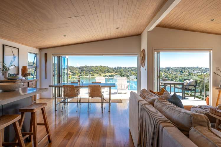 72 The Esplanade Oneroa_12