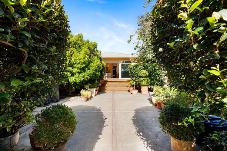 13 Nelson Crescent Napier South_10