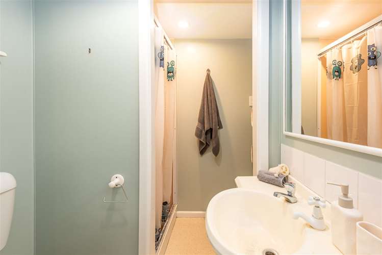 4 Menzies Street Sumner_16