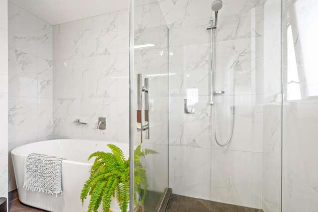 1 Crompton Place Orewa_3