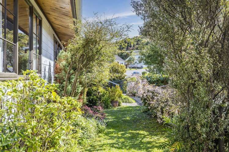 28 John Witton Drive Crofton Downs_12