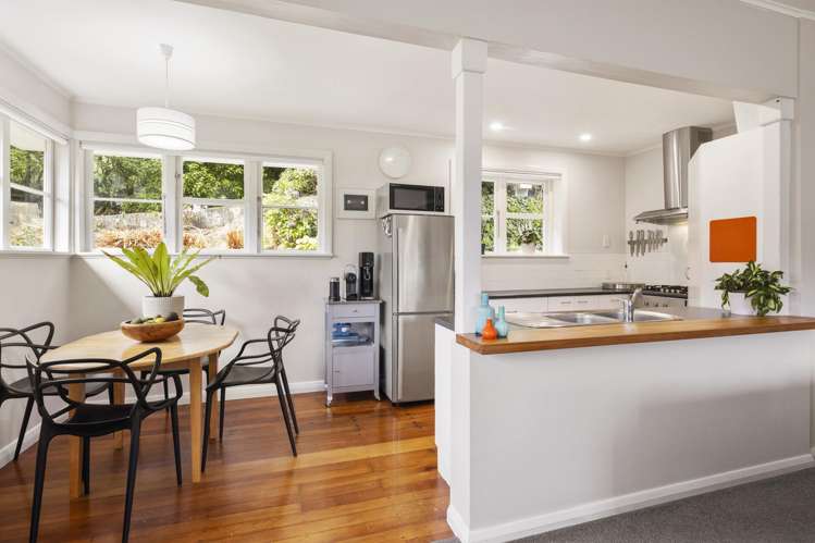 95 Sunshine Avenue Karori_6