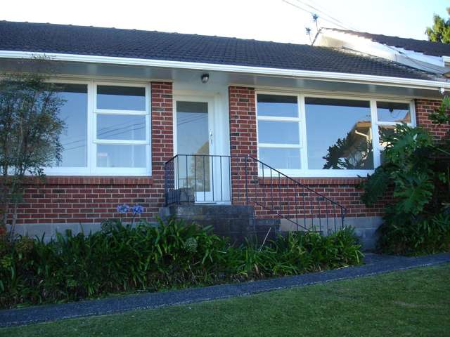 Charming 2BR Unit in Castor Bay