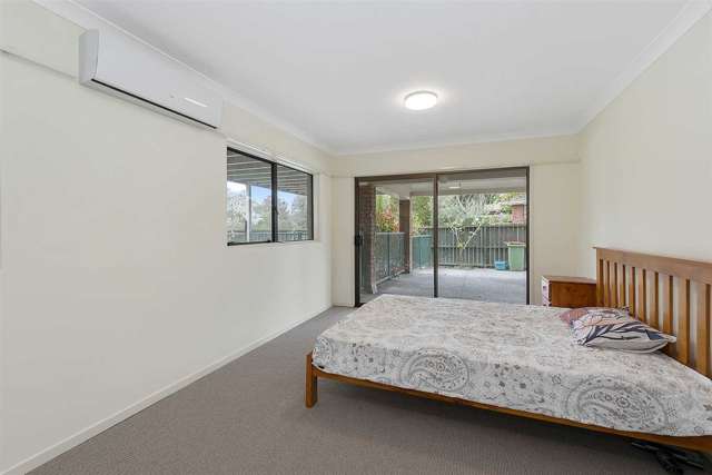 15 Perindale Drive 1053_3