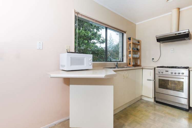 2/5 Halsey Road Manurewa_6