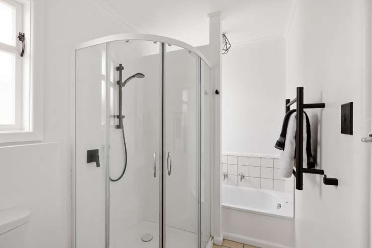 19 Shrimpton Road Haumoana_11