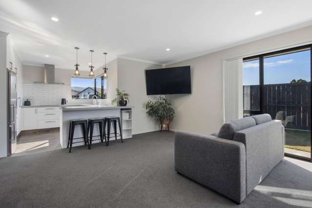 16 Eastbank Drive Katikati_4