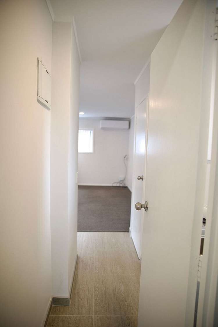 1A Kiwi Esplanade Mangere Bridge_15