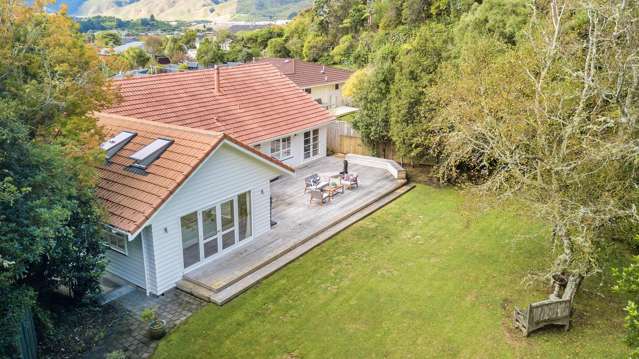 8 Saint Annes Square Tawa_2