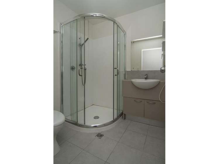 2e/86a Rockfield Road Penrose_8