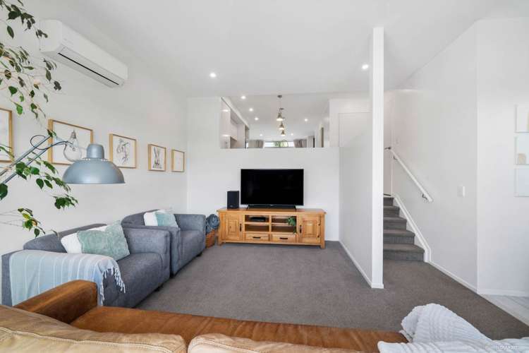 4 Watermill Lane Silverdale_5