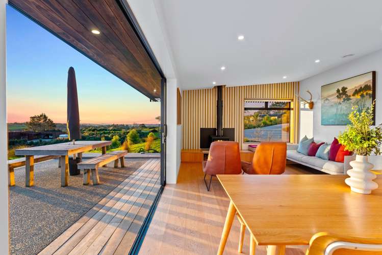 94 Amreins Road Waitakere_14