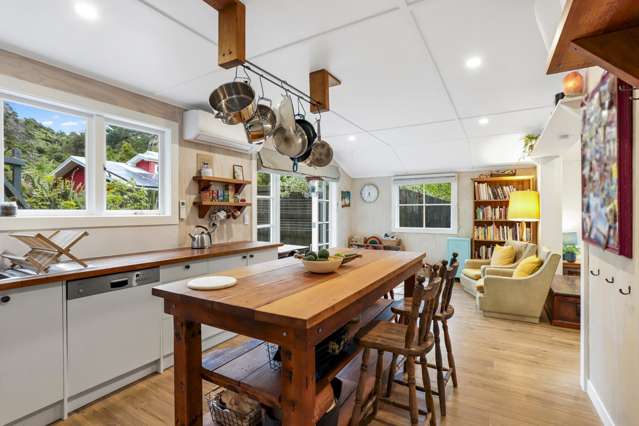 619 Huia Road Parau_4