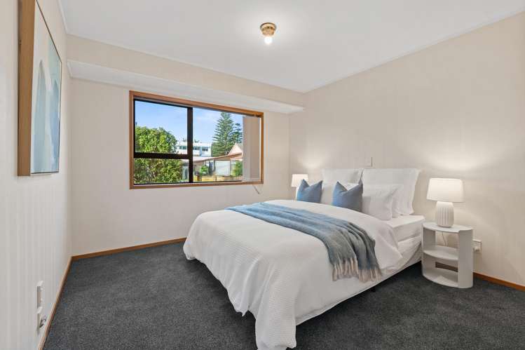 8A Forest Glen Orewa_19