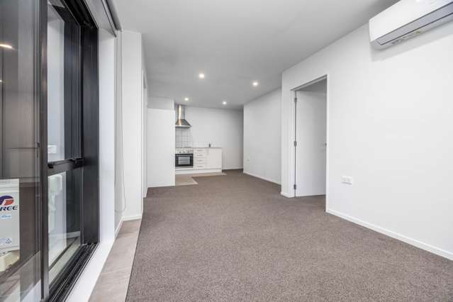 209/28C Eileen Newey Place Henderson_3