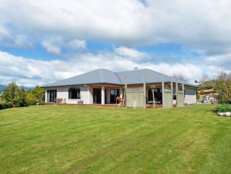 89 Totara View Road Wakefield_29