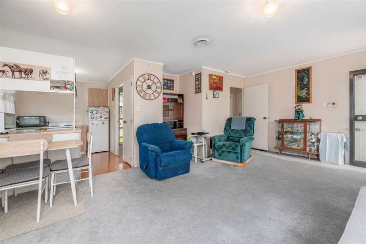 2/73 Tabitha Crescent Henderson_8