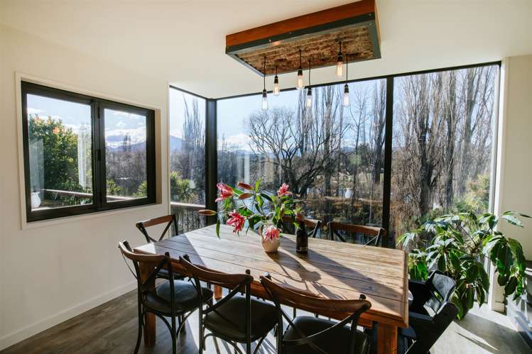 70 Lagoon Avenue Albert Town_5