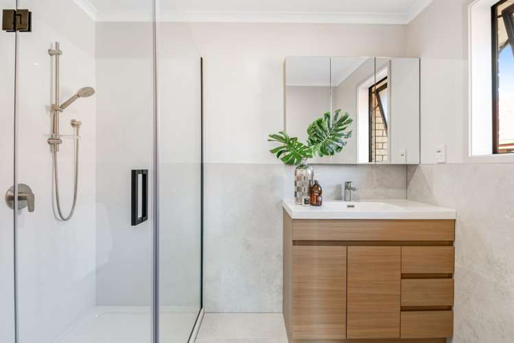 35 Black Teal Close Unsworth Heights_7