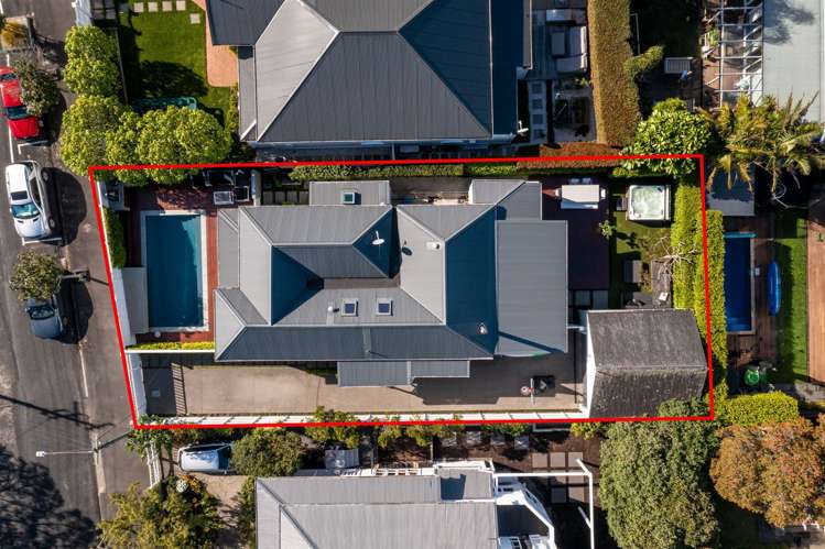 67 Queen Street Northcote Point_1