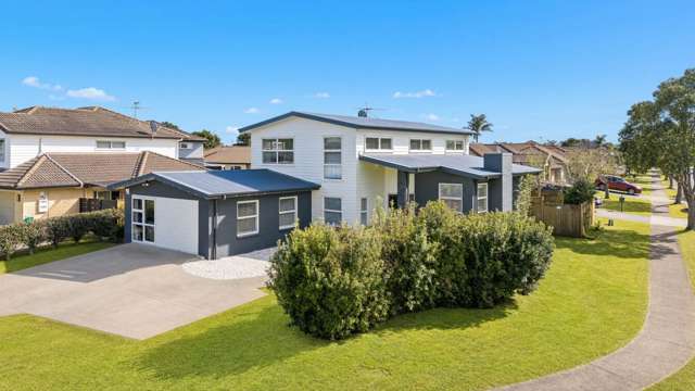 Ultra Spacious Modern Home in Prime Location!