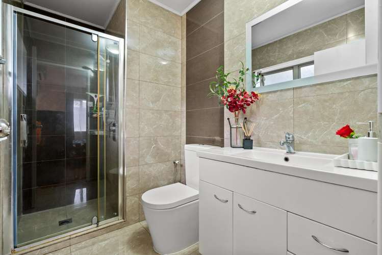 1 Bohola Rise Manurewa_11