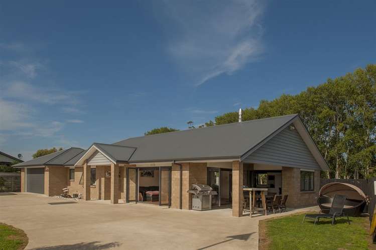 13 Captain Wood Avenue Whitianga_17