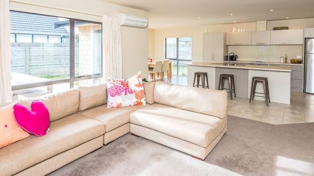 6 Saint Johns Heights Otamatea_4