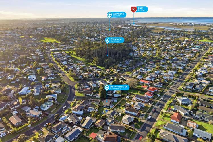 39 Thornlow Street Glendene_20