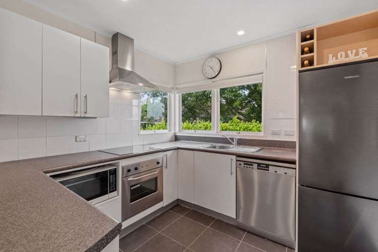 2/9 Hart Road Hauraki_6