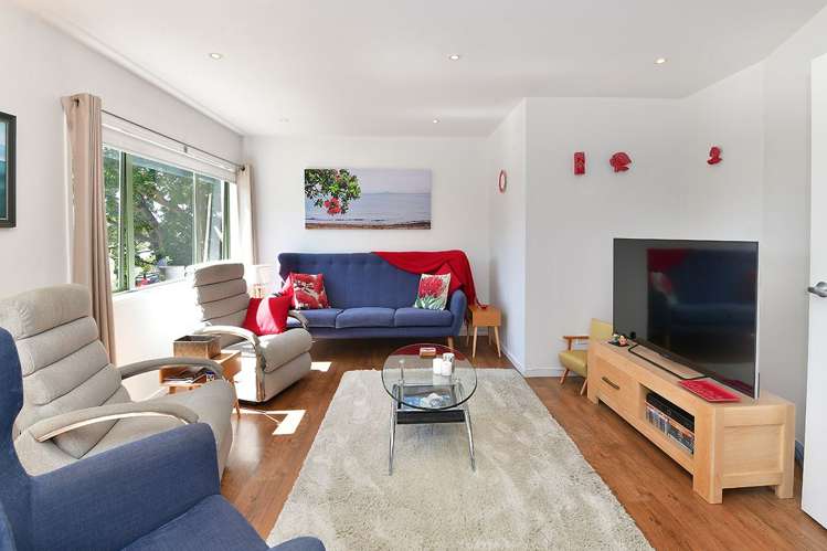 49 Cochrane Avenue Arkles Bay_5