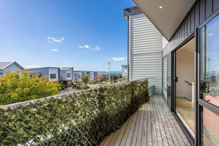 6 Moki Place Long Bay_2