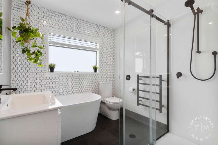 23a Ropata Avenue Point England_12