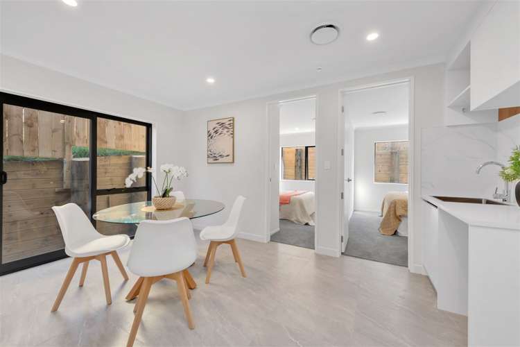 84 Koromeke Street Flat Bush_15