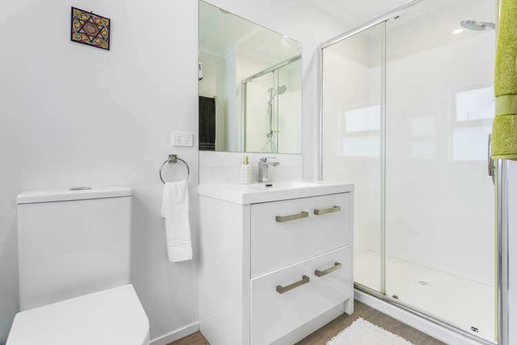 10 Waitaha Close Orewa_12