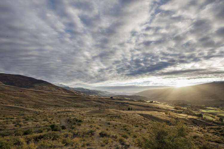 Cardrona Valley Road Whitestar_7