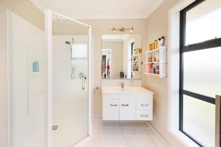 8 MacDonald Heights Feilding_11