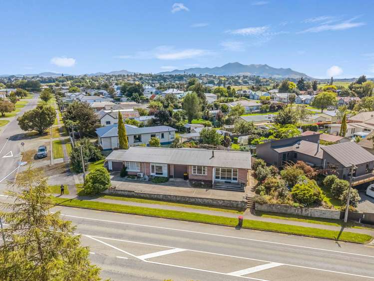 11 Railway Esplanade Gore_9