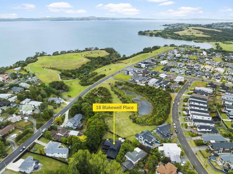 18 Blakewell Place Beachlands_23